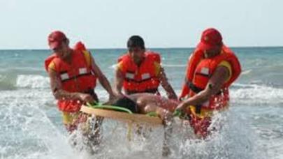 Dənizdə batan 2 nəfər xilas edilib